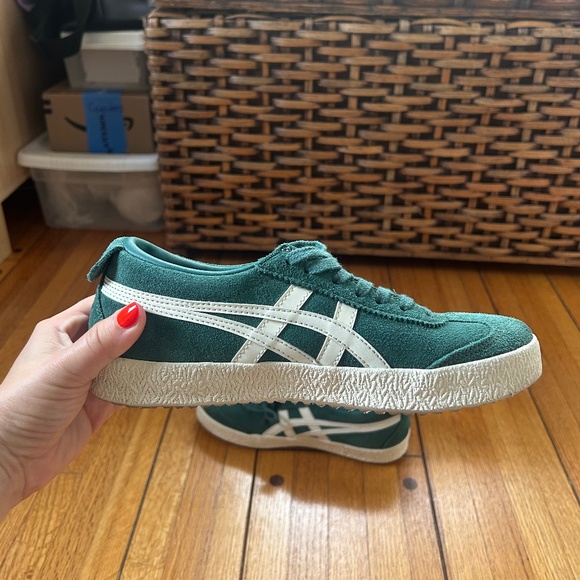 Teal Onitsuka Tiger Size 6 Sneakers - Picture 1 of 3